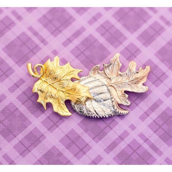 Vintage Art Nouveau Three Tone Leaves Brooch by Avon - V18 - Picture 1 of 2